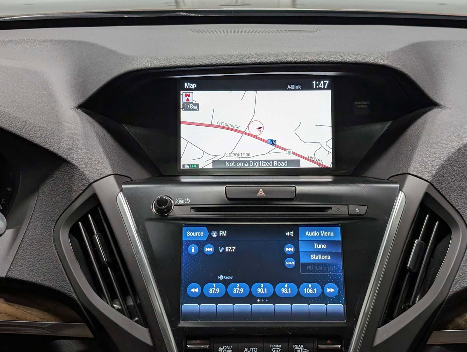 Used 2019 Acura MDX w/Technology Pkg image 19