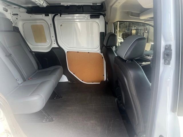Used 2017 Ford Transit Connect XL FWD image 5