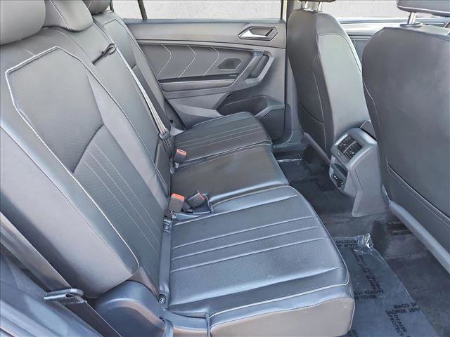 Used 2023 Volkswagen Tiguan SE R-Line image 26