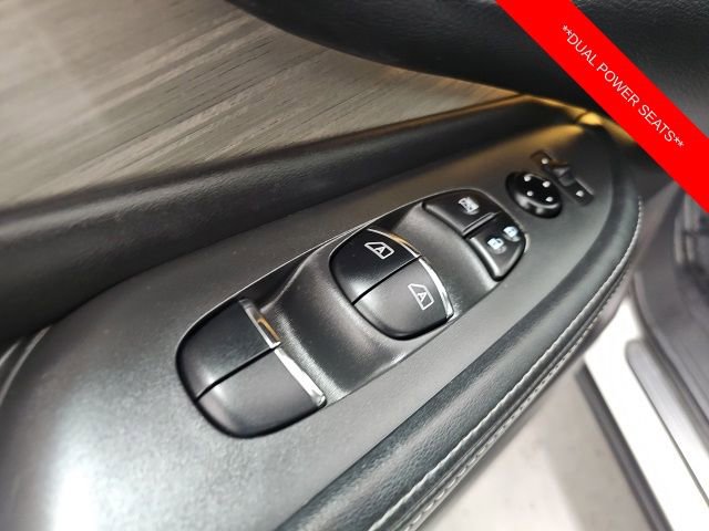 Used 2015 Nissan Murano Platinum w/ Platinum Technology Package AWD/4WD image 13