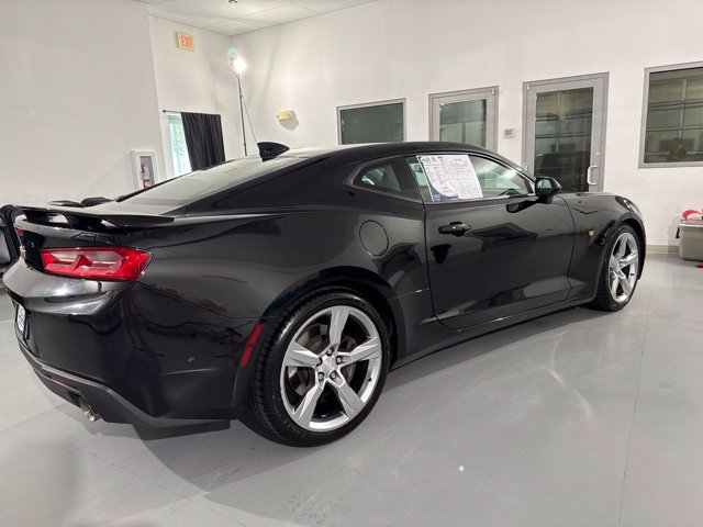 Used 2017 Chevrolet Camaro SS RWD image 11