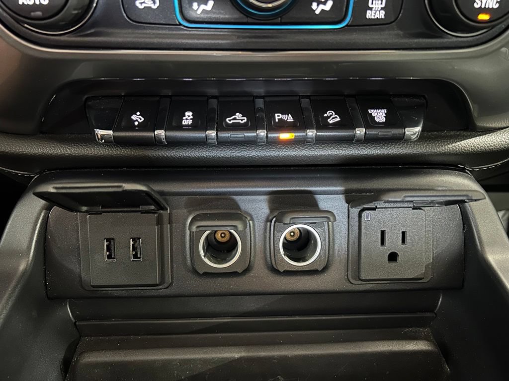 Used 2016 Chevrolet Silverado 2500 LTZ w/ Duramax Plus Package AWD/4WD image 32
