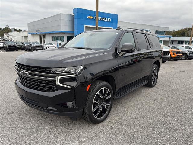 Used 2022 Chevrolet Tahoe RST w/ Luxury Package image 3