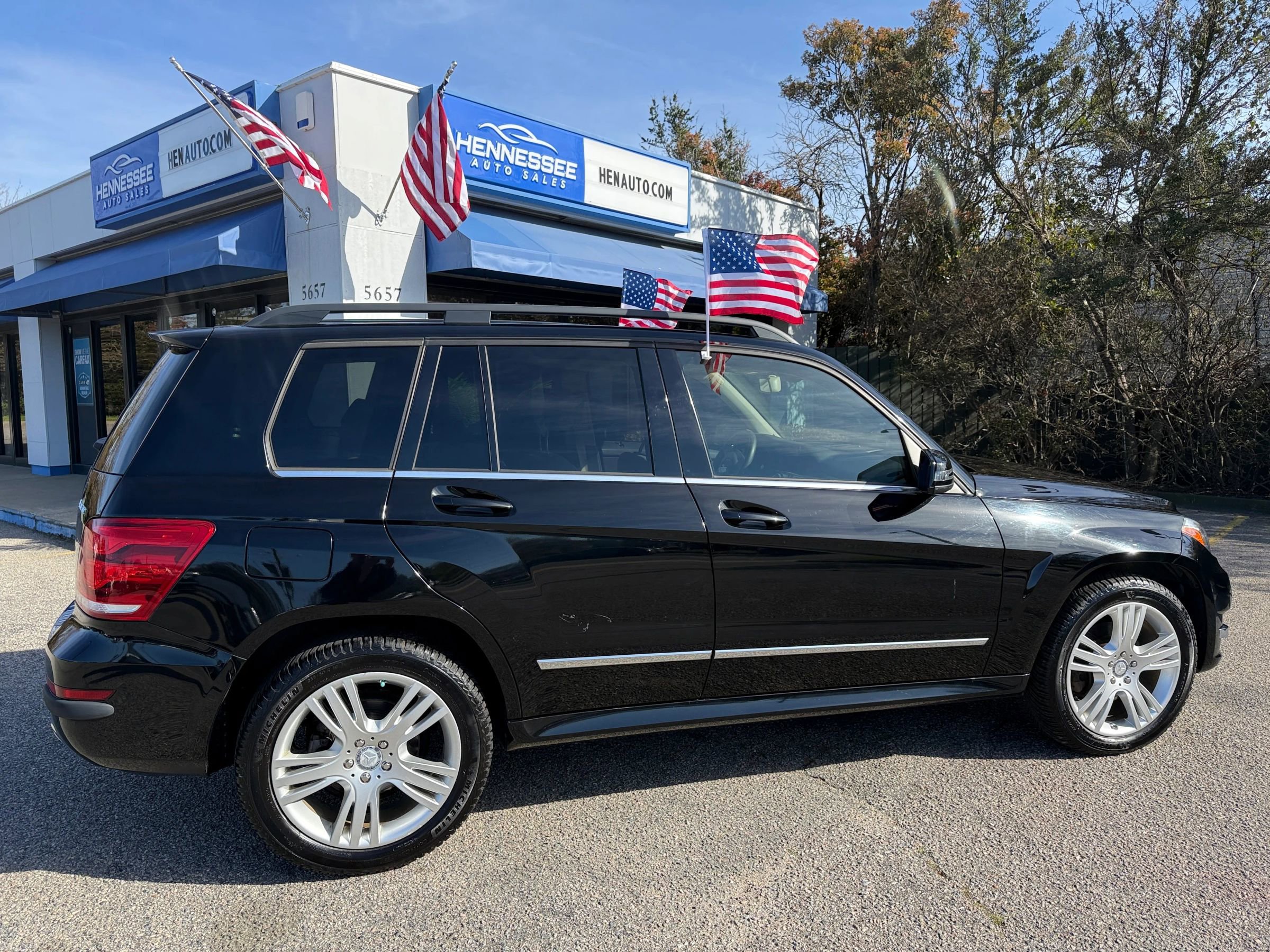 Used 2014 Mercedes-Benz GLK 350 4MATIC image 11