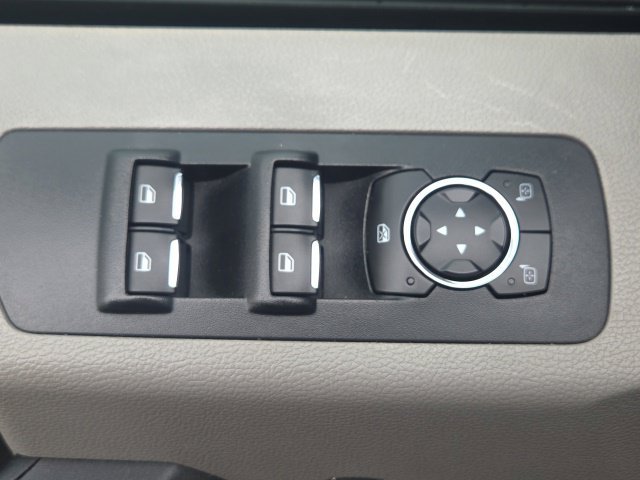 Used 2015 Ford F150 XL w/ Equipment Group 101A Mid AWD/4WD image 16
