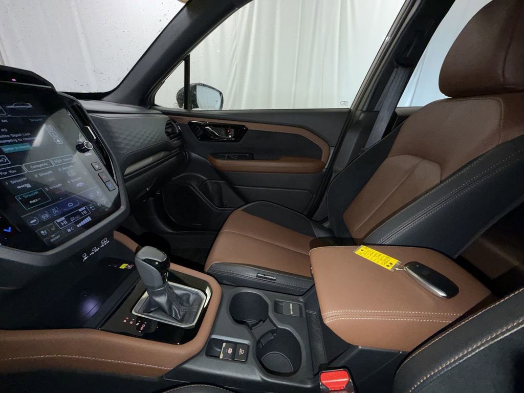 Certified 2025 Subaru Forester Touring AWD/4WD image 23