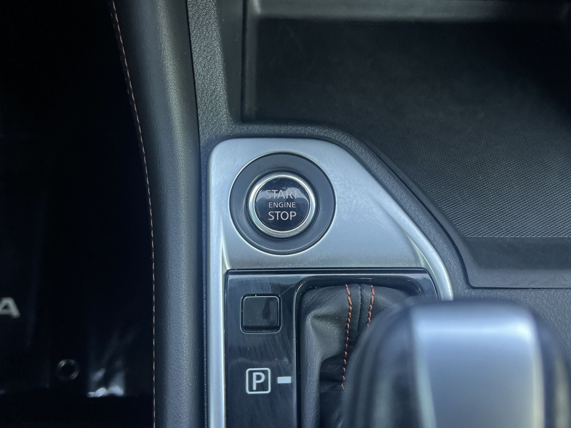 Used 2023 Nissan Sentra SR w/ SR Premium Package FWD image 4