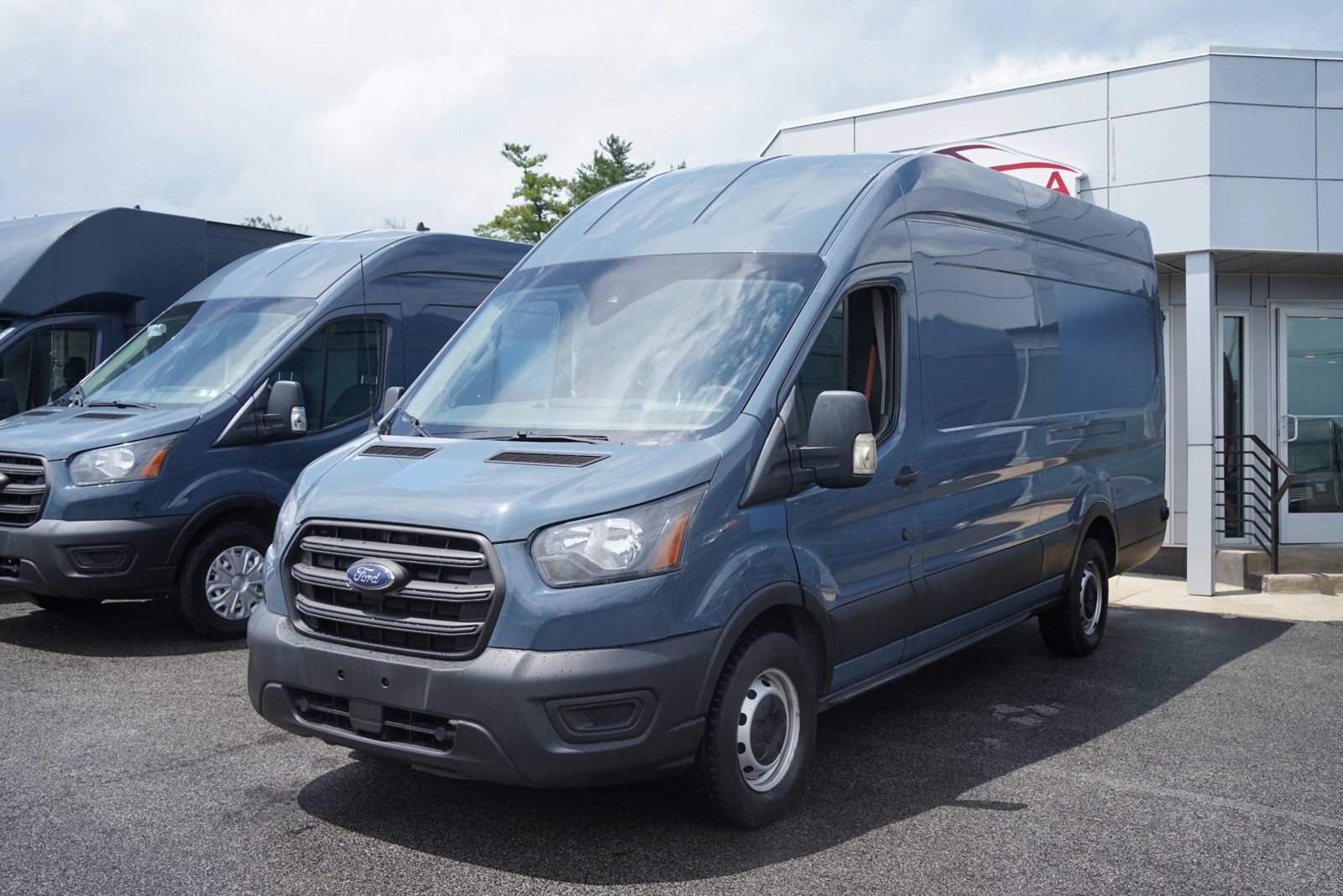 Used 2020 Ford Transit 250 148 High Roof Extended RWD image 5