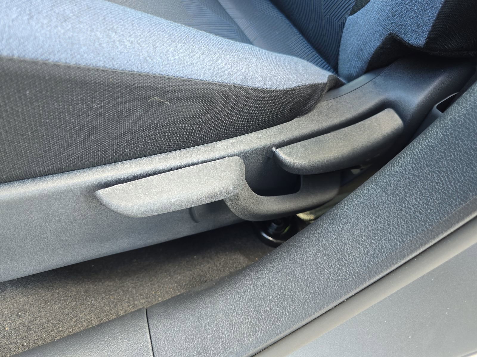 New 2025 Nissan Versa SV w/ Trunk Package image 13