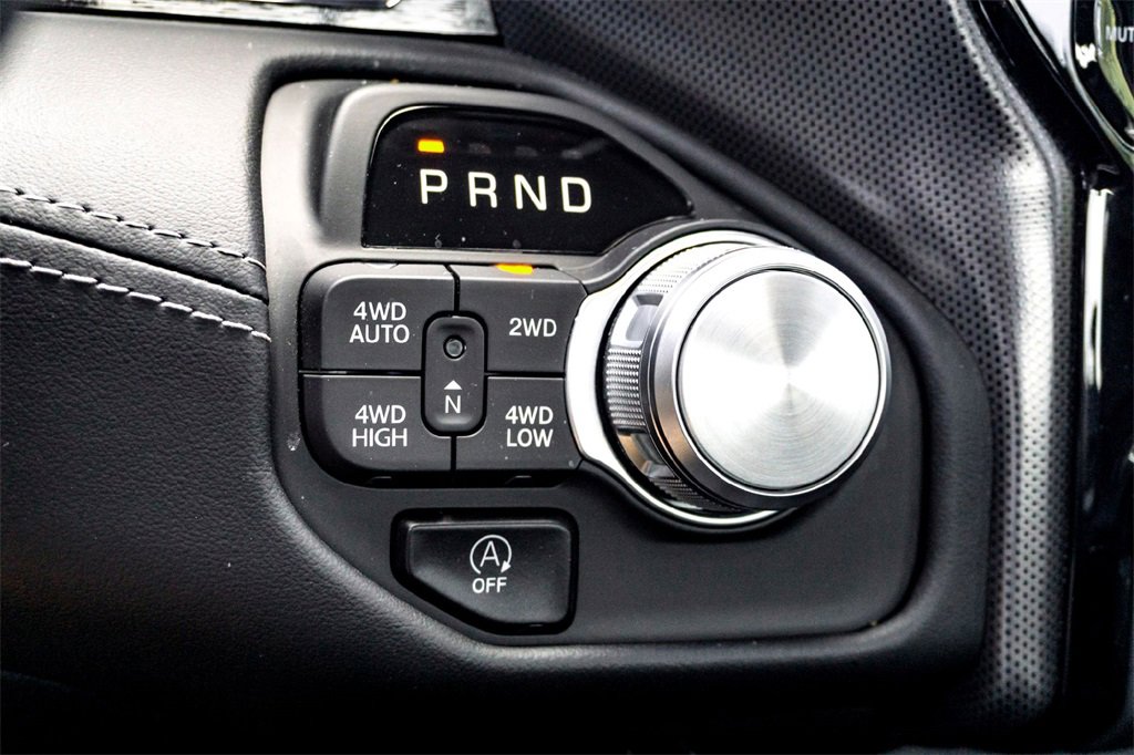 Used 2025 RAM 1500 Limited w/ Trailer Tow Group image 24