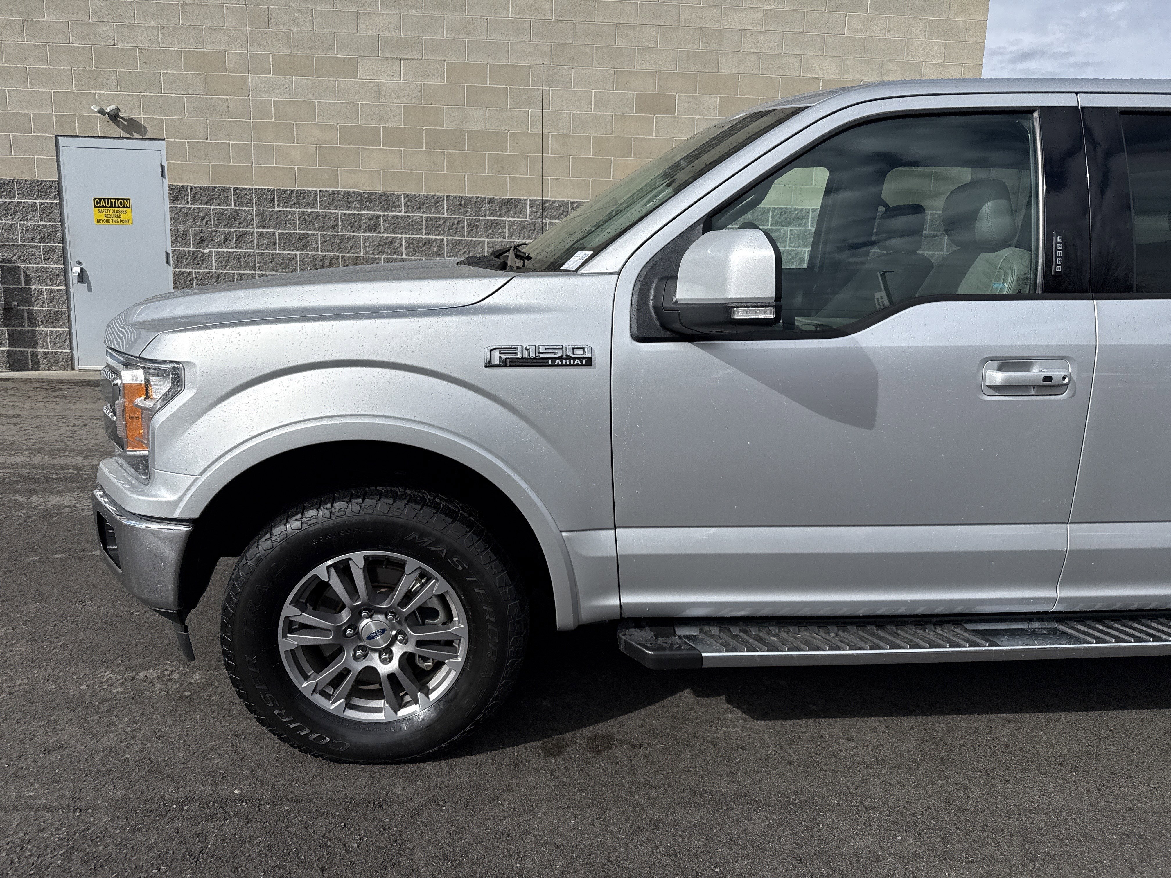 Used 2018 Ford F150 Lariat w/ Equipment Group 501A Mid AWD/4WD image 2