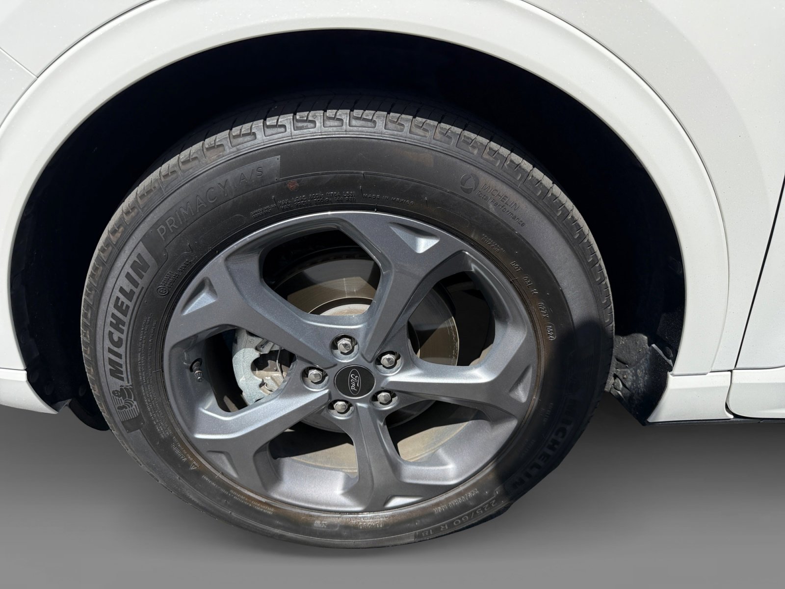Certified 2024 Ford Escape ST-Line w/ Tech Pack #1 image 9