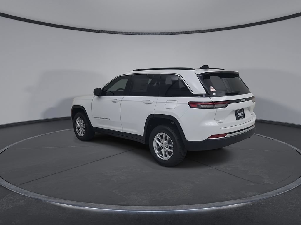 New 2026 Jeep Grand Cherokee Laredo X AWD/4WD image 12