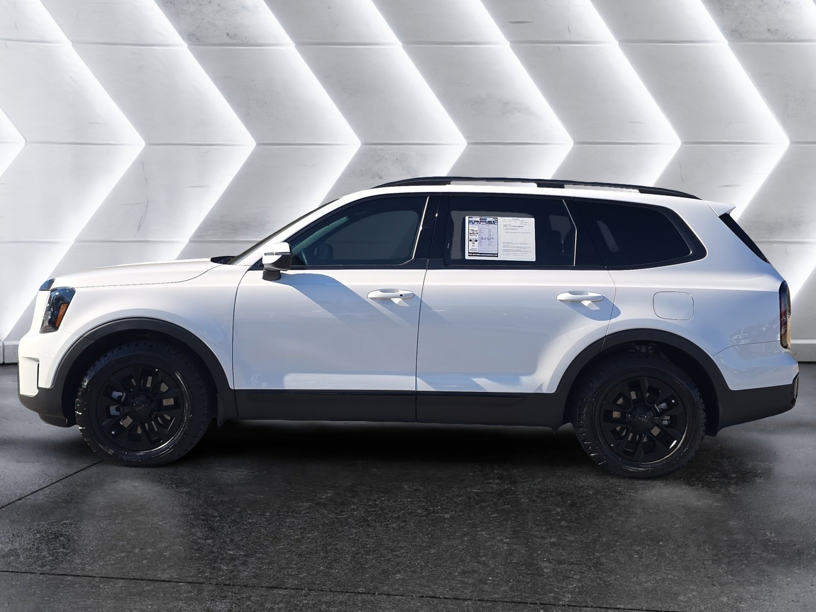 Used 2025 Kia Telluride EX X-Pro image 2