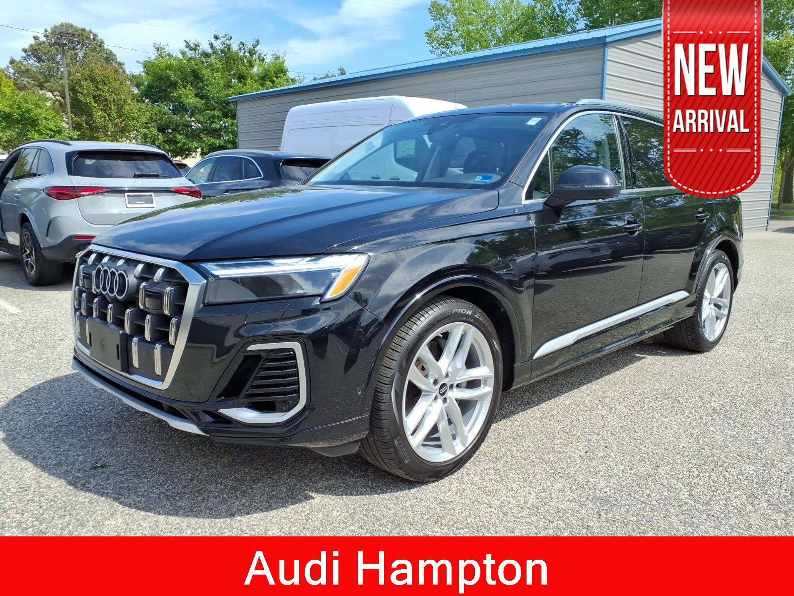 Used 2025 Audi Q3 2.0T Premium Plus w/ Premium Plus Package AWD/4WD image 1