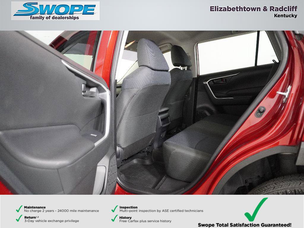 Used 2020 Toyota RAV4 LE image 20