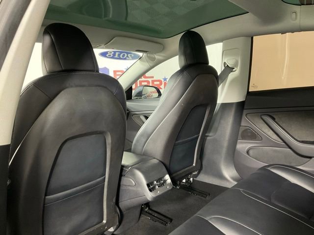 Used 2018 Tesla Model 3 Long Range image 15