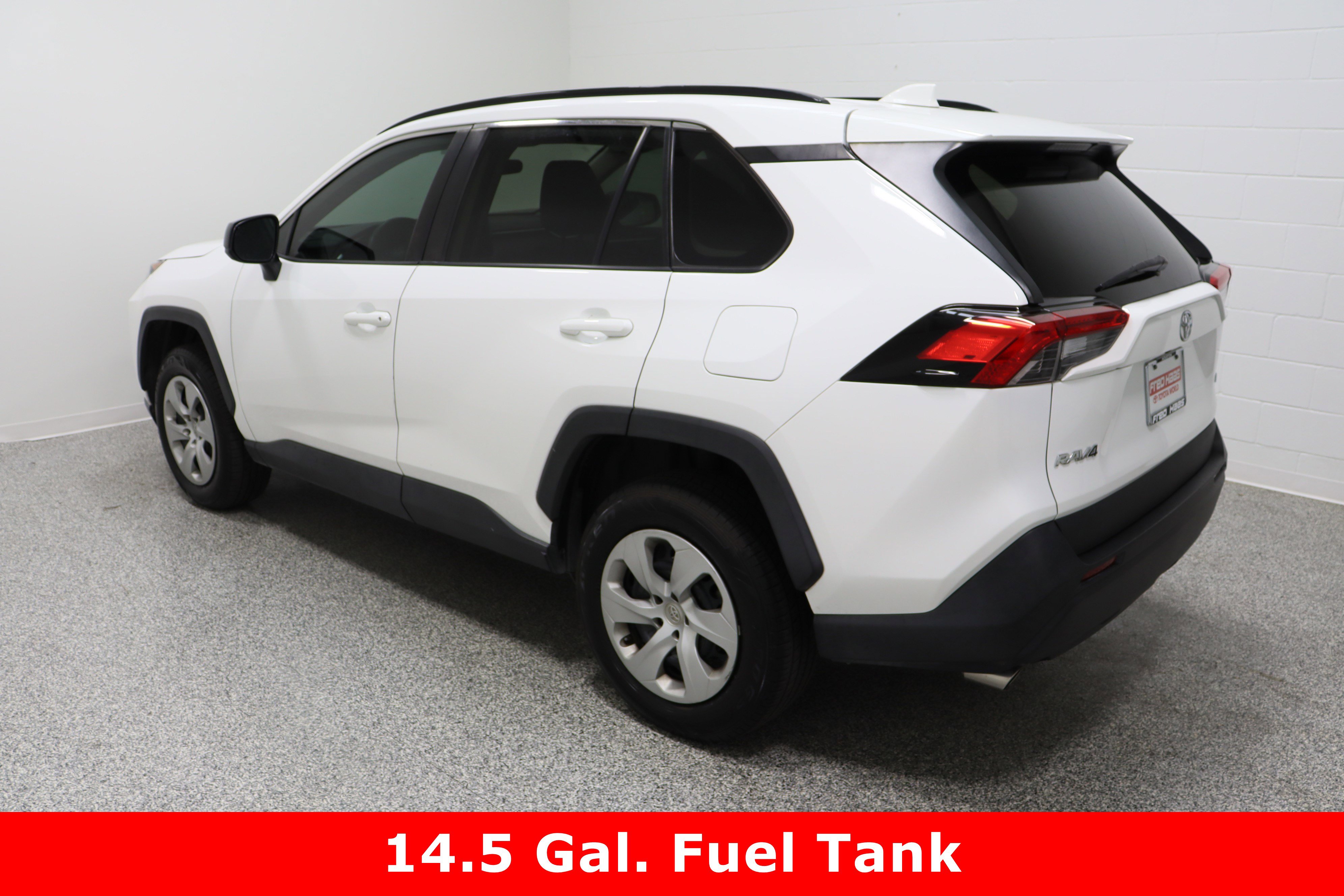 Used 2021 Toyota RAV4 LE w/ Carpet Mat Package (TMS) image 9