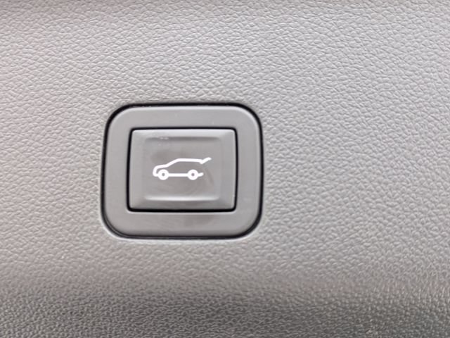 Used 2024 GMC Yukon Denali Ultimate AWD/4WD image 16