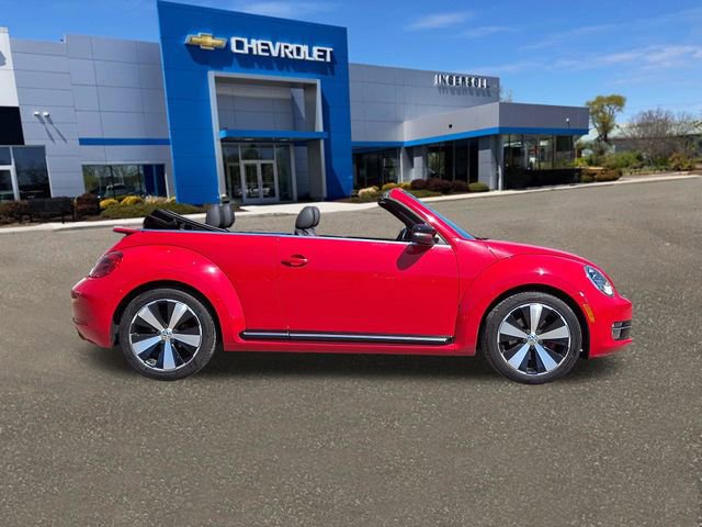 Used 2013 Volkswagen Beetle 2.0T image 25
