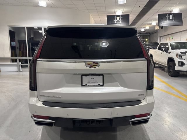 Certified 2023 Cadillac Escalade ESV Premium Luxury w/ Performance Package AWD/4WD image 7