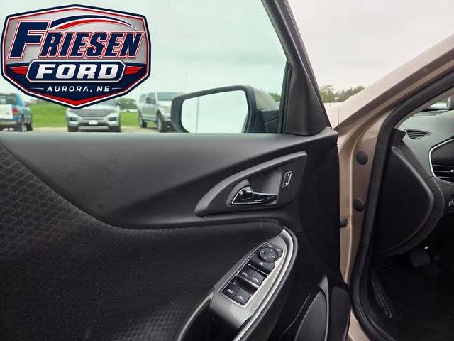Used 2025 Chevrolet Malibu LT FWD image 9