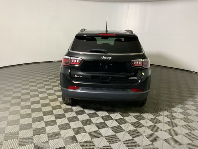 Used 2026 Jeep Compass Latitude image 10