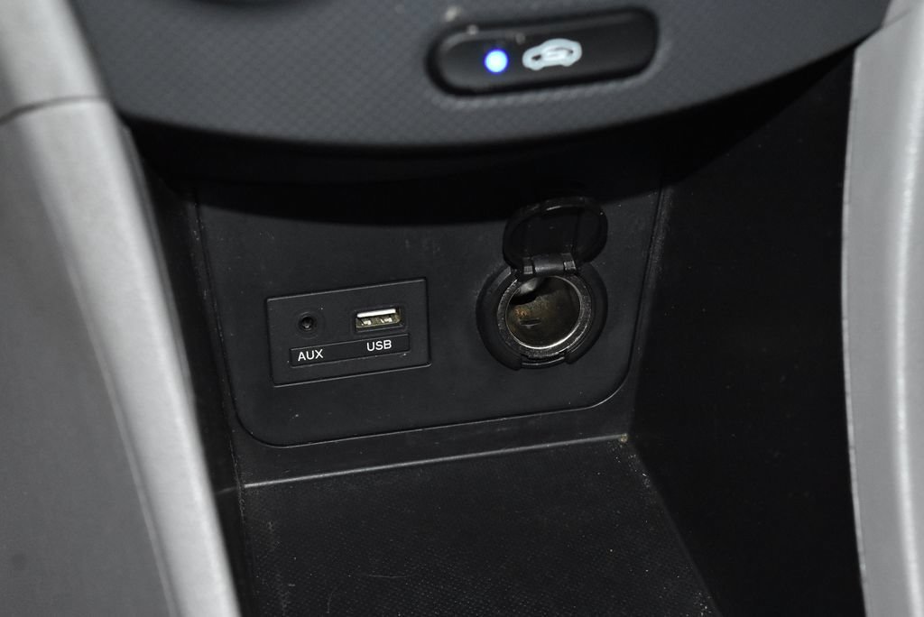Used 2017 Hyundai Accent SE FWD image 12