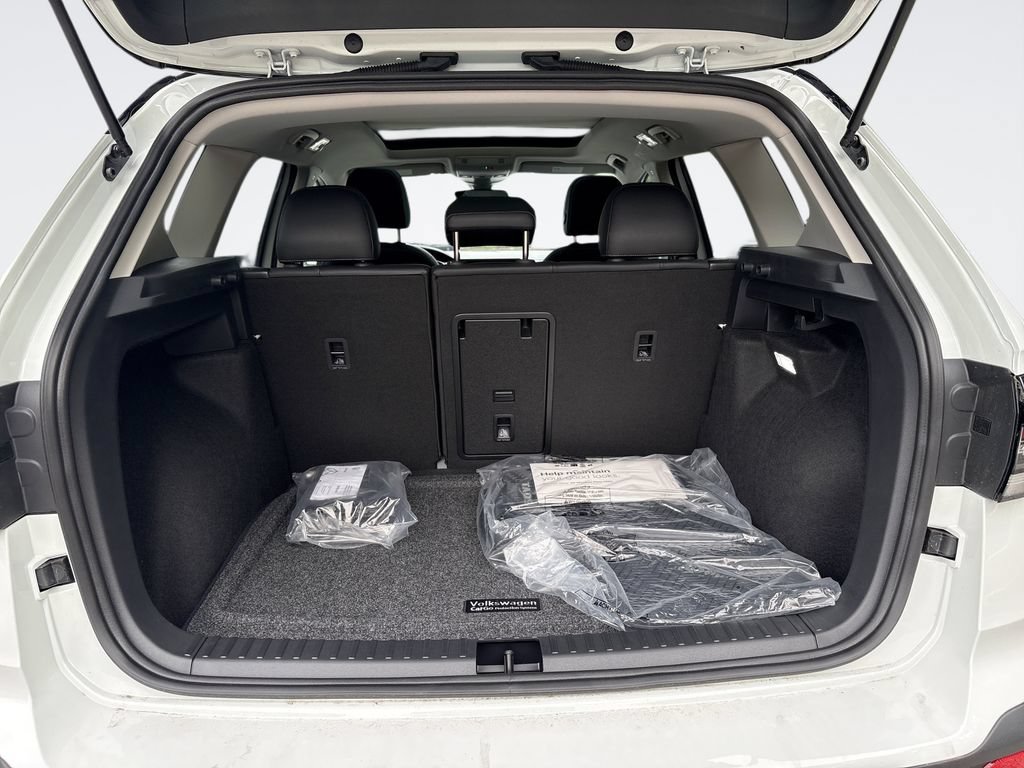 New 2026 Volkswagen Taos SE AWD/4WD image 20