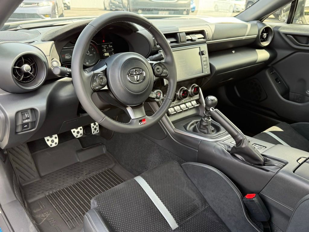 Certified 2025 Toyota GR86 Premium w/ Performance Package RWD image 31