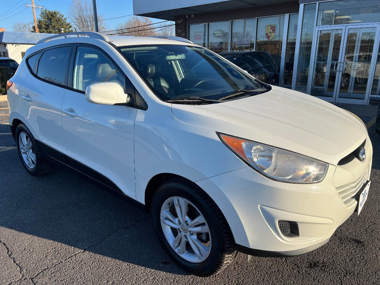Used 2011 Hyundai Tucson GLS image 4