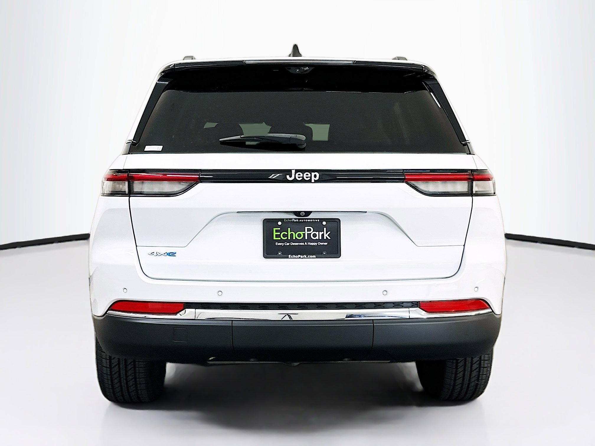 Used 2023 Jeep Grand Cherokee 4WD 4xe w/ Luxury Tech Group II image 7