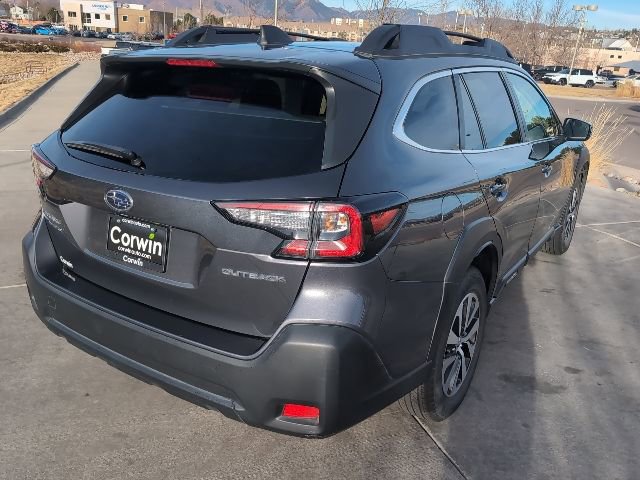 Used 2025 Subaru Outback Premium image 8