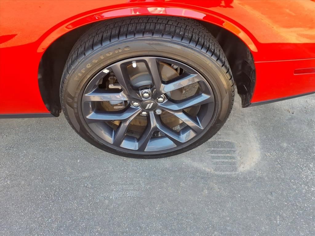 Used 2023 Dodge Challenger SXT w/ Blacktop Package image 23