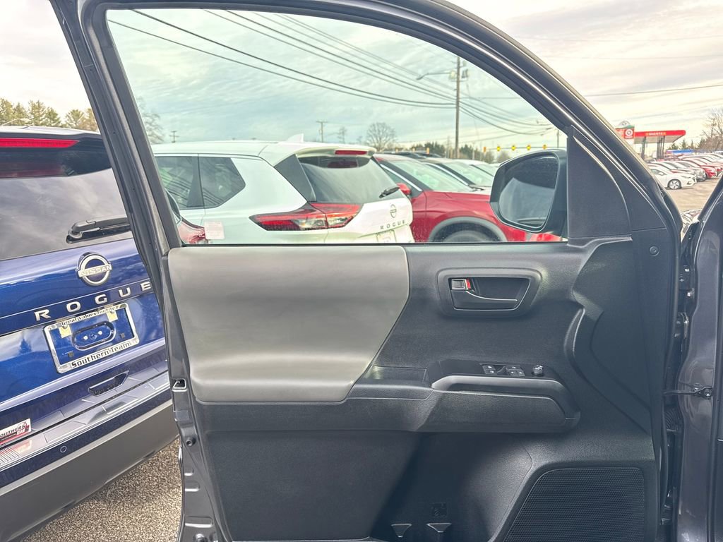 Used 2023 Toyota Tacoma SR w/ SR Convenience Package image 19