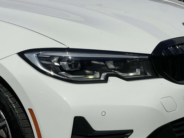 Used 2020 BMW 330i xDrive Sedan w/ Convenience Package image 7
