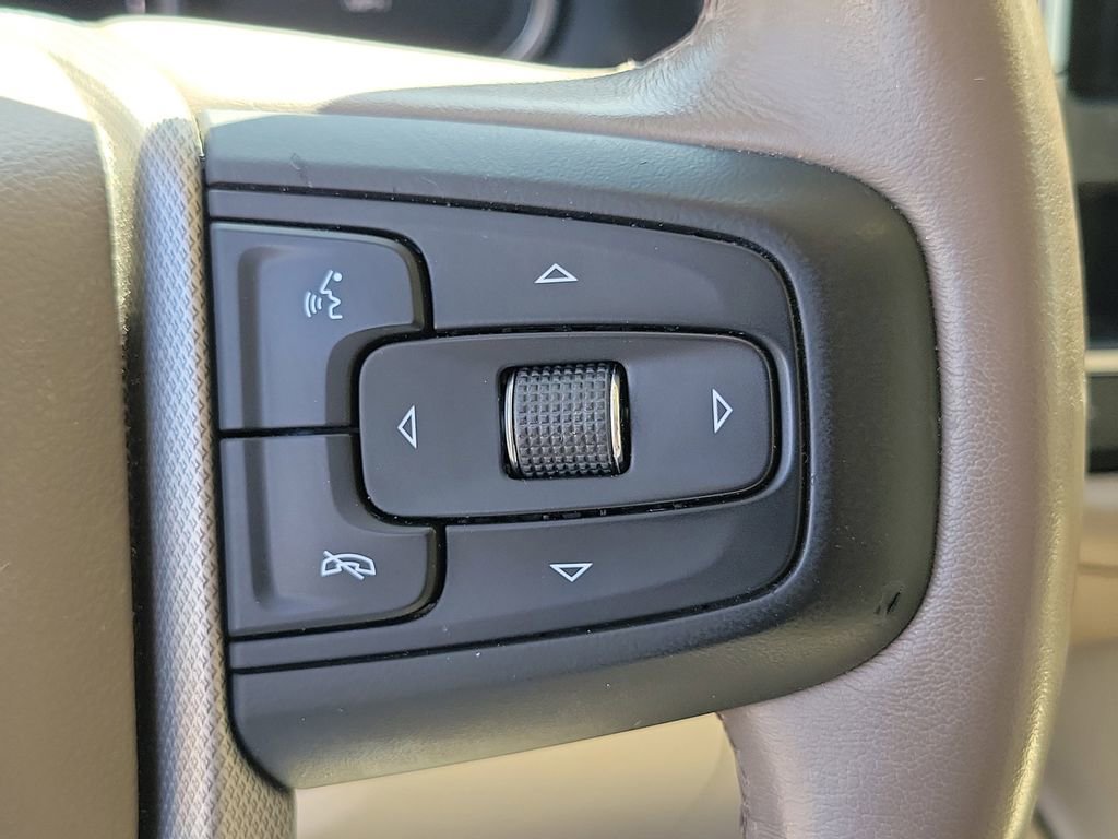 Used 2021 GMC Yukon XL Denali w/ Denali Premium Package image 25