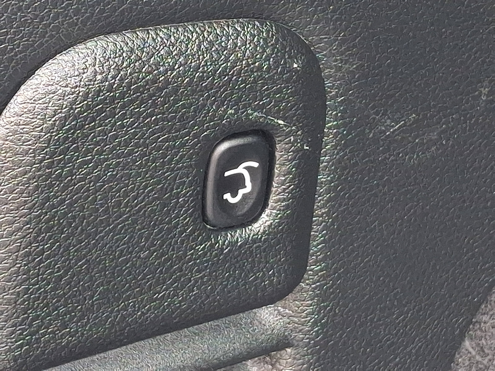 Used 2020 Jeep Grand Cherokee Altitude AWD/4WD image 27