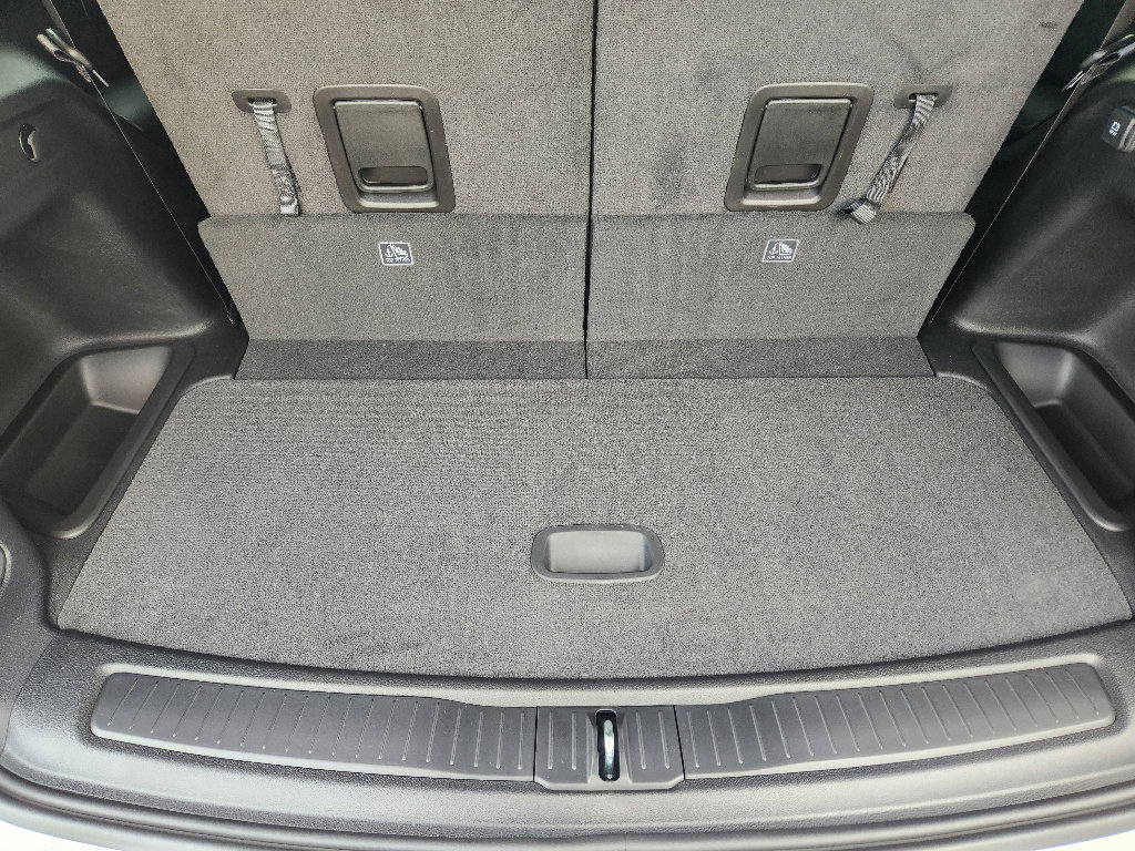 New 2025 Jeep Grand Cherokee L Laredo image 22