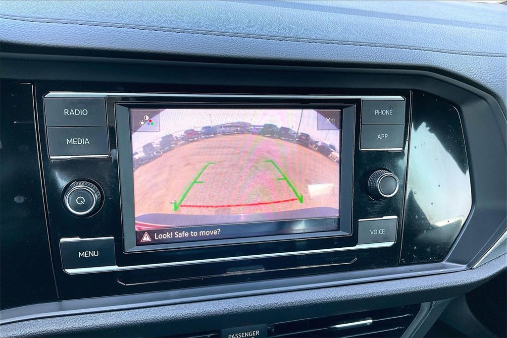 Used 2024 Volkswagen Jetta Sport image 13