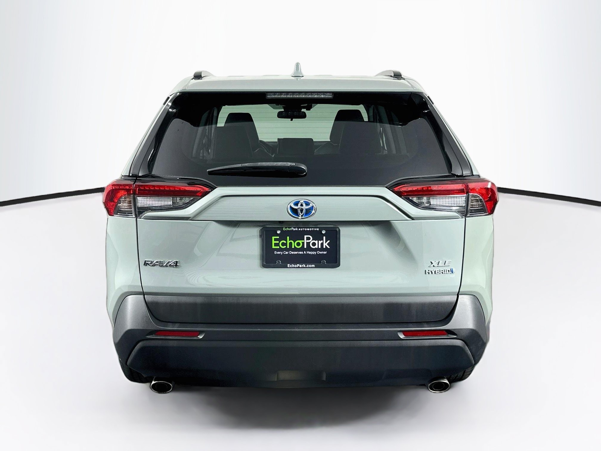 Used 2021 Toyota RAV4 XLE Premium AWD/4WD image 7