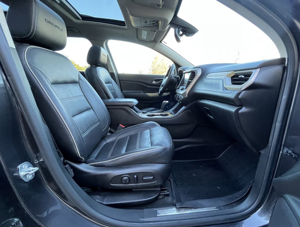 Used 2019 GMC Acadia Denali w/ Technology Package image 22