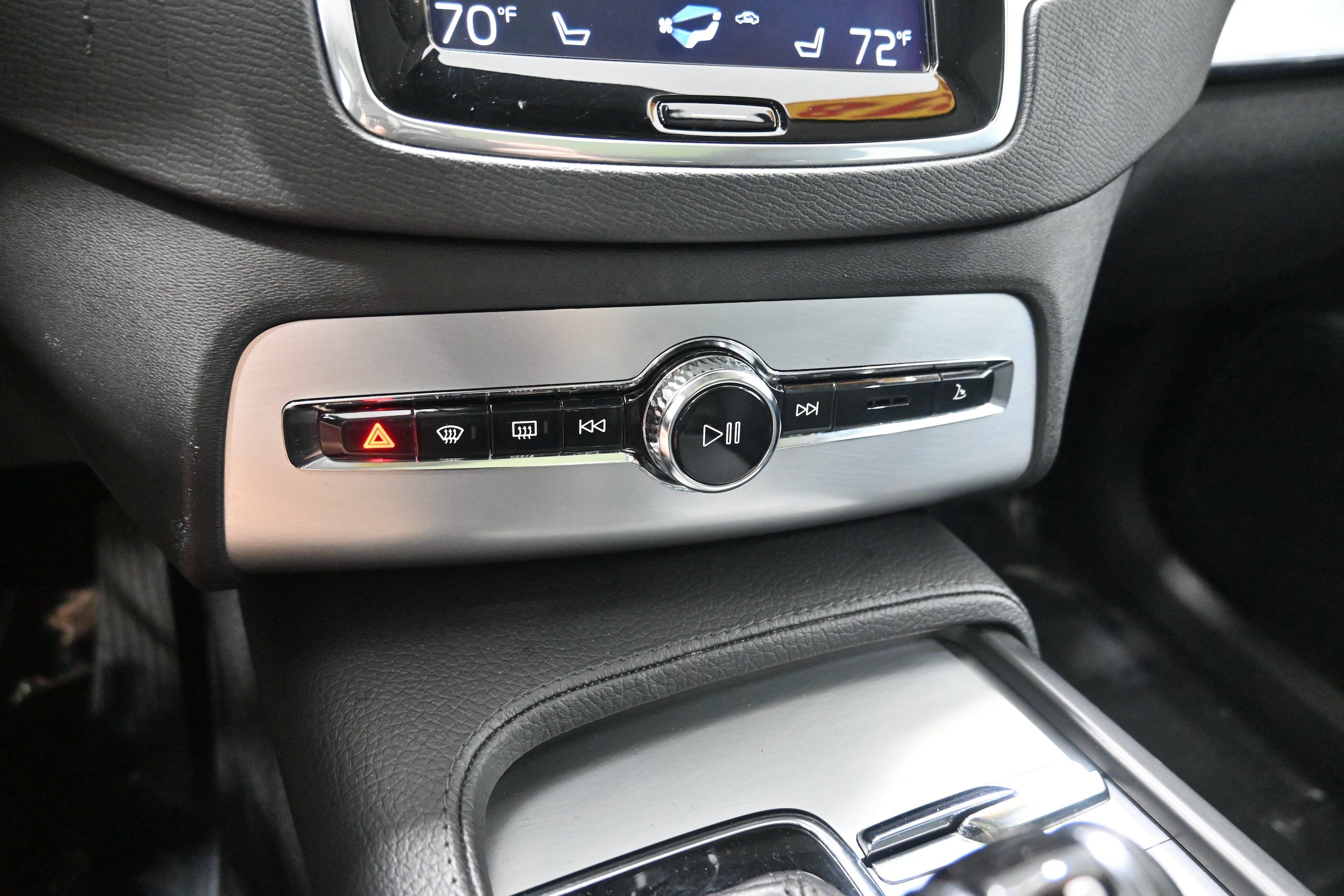 Used 2018 Volvo XC90 T5 Momentum AWD/4WD image 18
