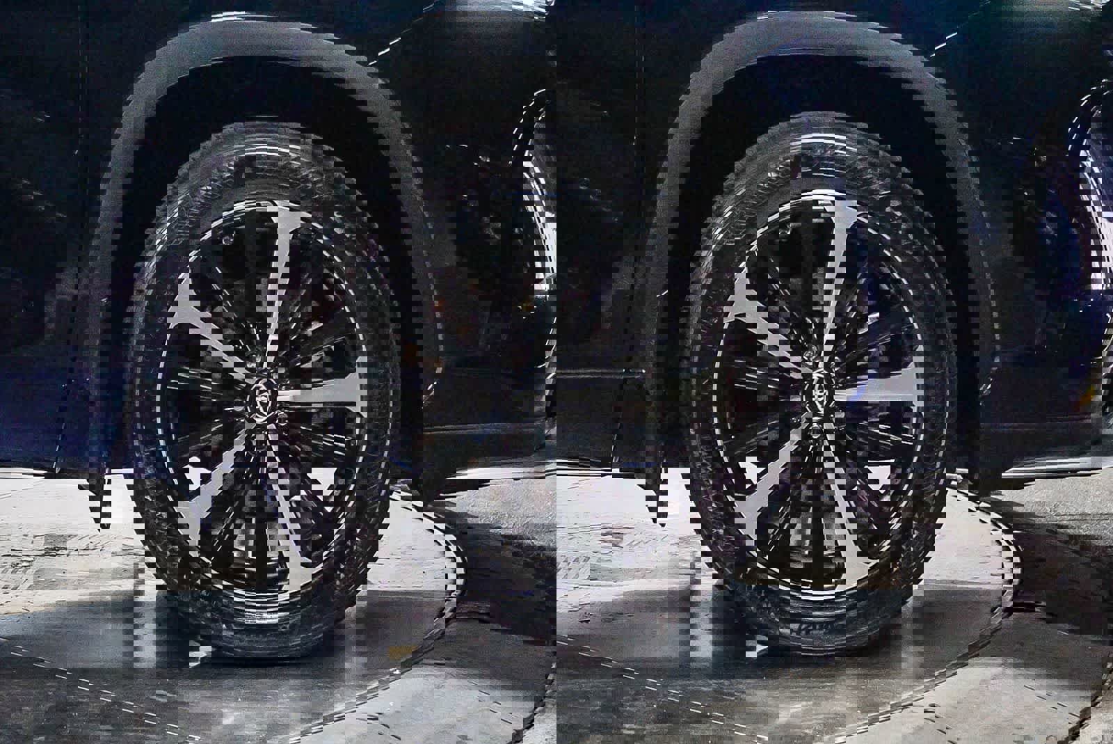 Used 2021 Toyota Highlander XSE image 6