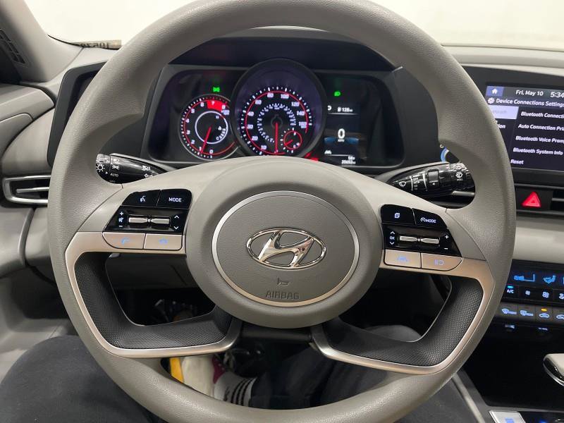 Used 2021 Hyundai Elantra SEL w/ Cargo Package image 22