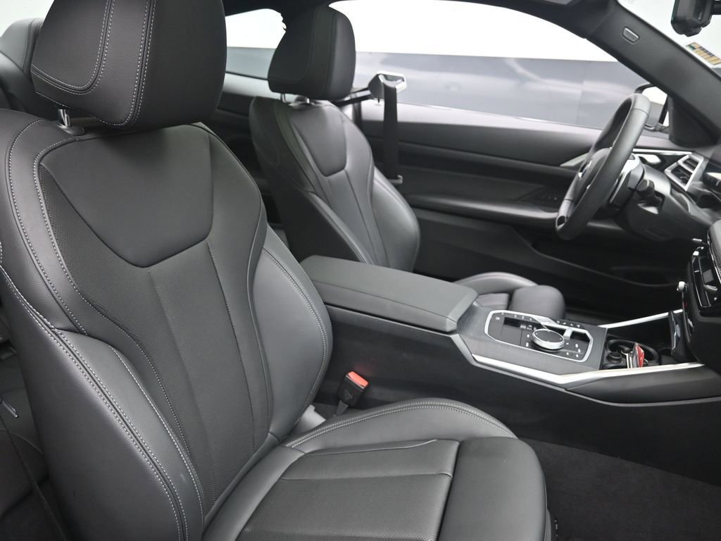 Used 2026 BMW 430i Coupe w/ Parking Assistance Package image 25