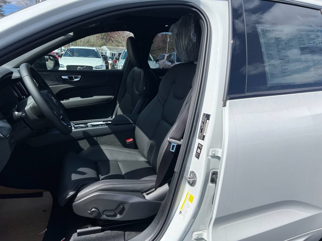 New 2026 Volvo XC60 T8 Ultra w/ Protection Package Premier AWD/4WD image 11