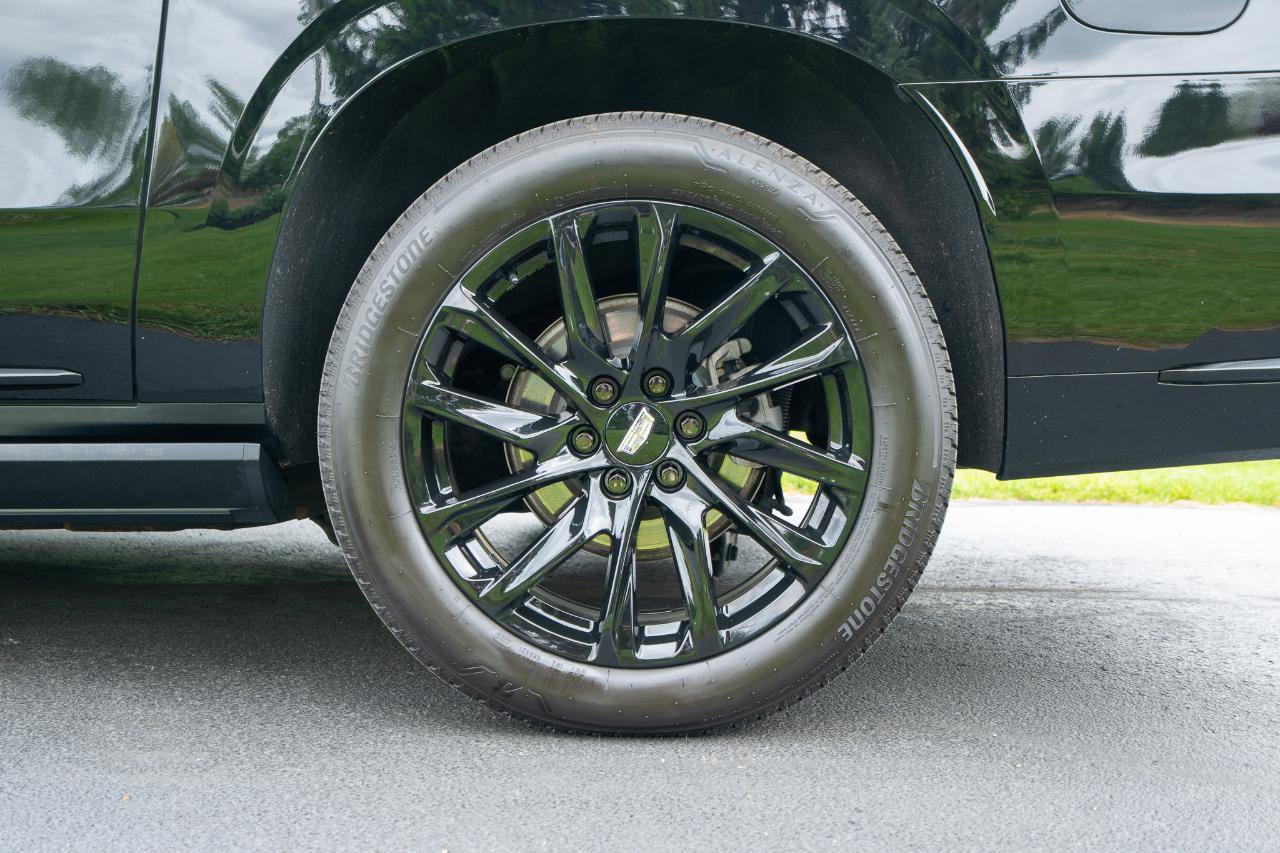 Used 2023 Cadillac Escalade ESV Sport Platinum AWD/4WD image 9