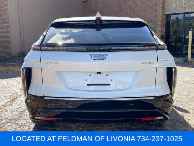 Certified 2024 Cadillac Lyriq Luxury w/ LPO, Floor Liner Package AWD/4WD image 4