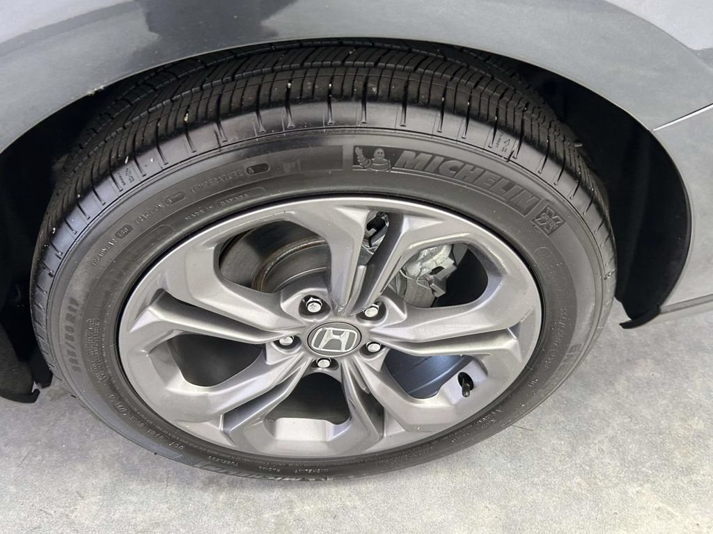 Used 2024 Honda Accord EX image 9
